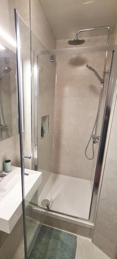 Stylish Soundproof Temple Bar Square Apartment Dublin Exterior photo